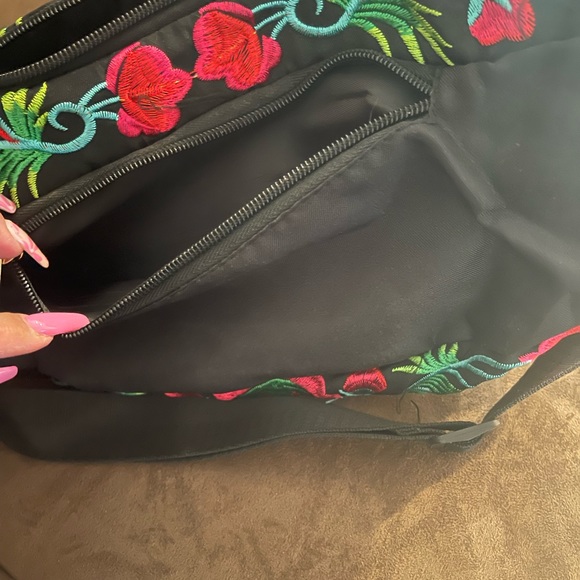 Red Floral Embroidered Fanny Pack - Picture 7 of 10